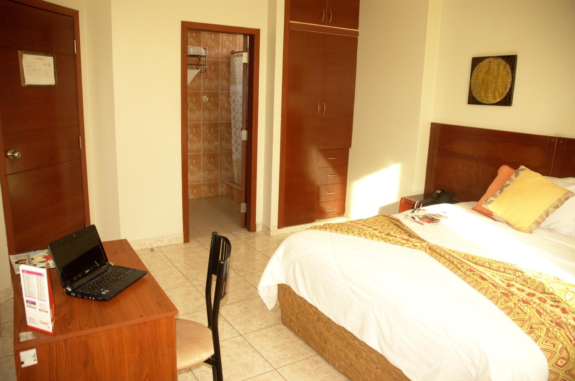 Air Hotel